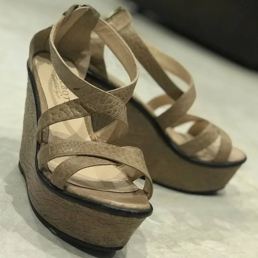 Talbots tan platforms shoes wedges heels size 6